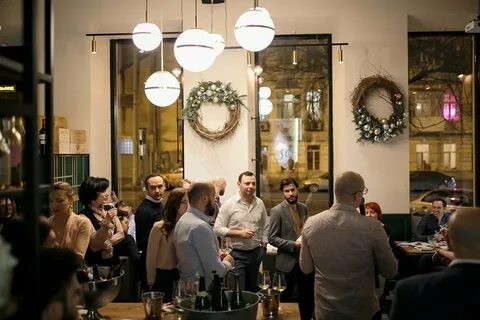 Leo wine kitchen