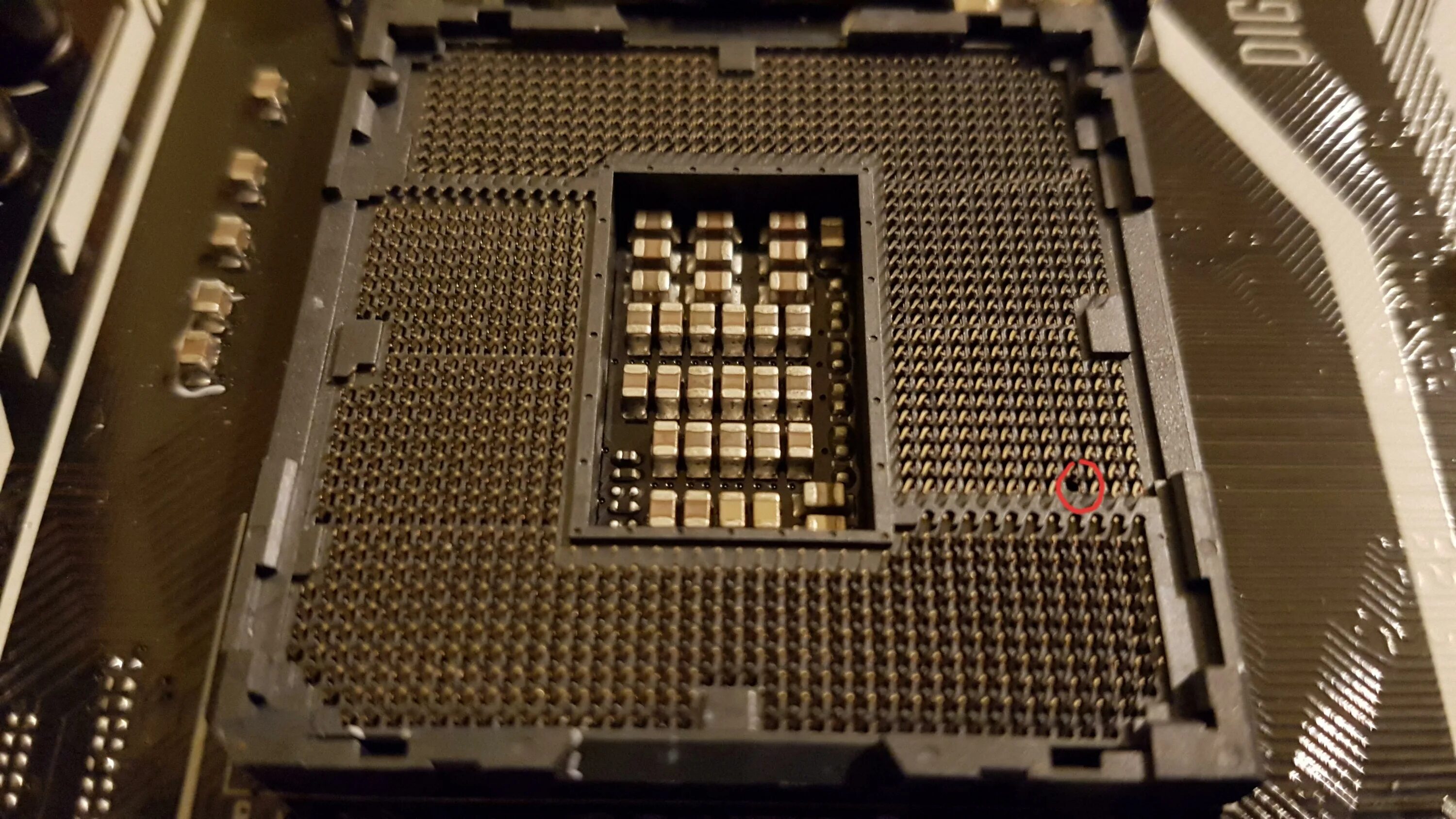 Lga 1700 цена. LGA 1700 LGA 1151. LGA 1700 Pin Socket. LGA 3647 LGA 1151. ДПФ 1700.