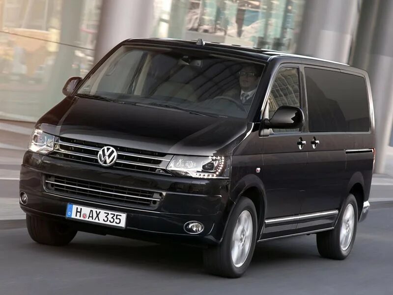 Multivan москва. Multivan москва. Фольксваген мультивен 2018. Multivan москва. Volkswagen multivan t6 рестайлинг.