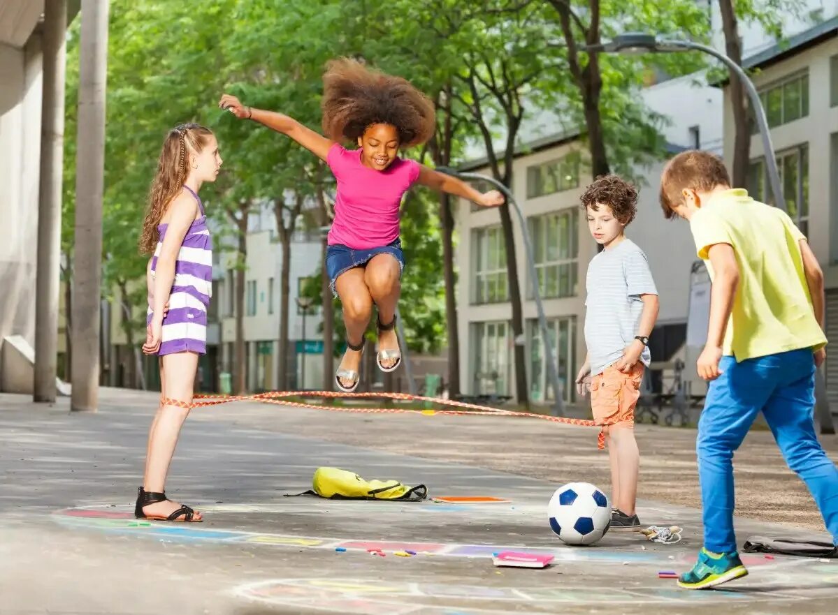 Children like to playing tags