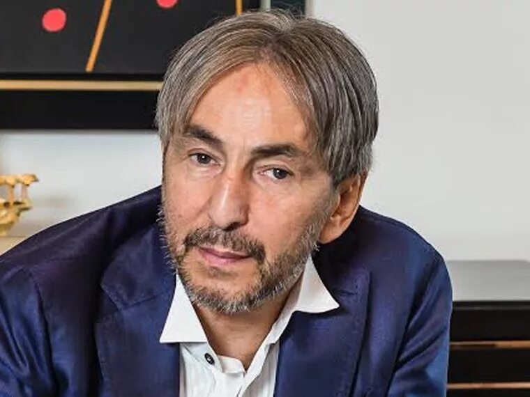 умар джабраилов и его помощник. книга абсурд умара джабраилова. джабраилов умар алиевич 2020. стихи лезгинских поэтов. умар джабраилов 2019.