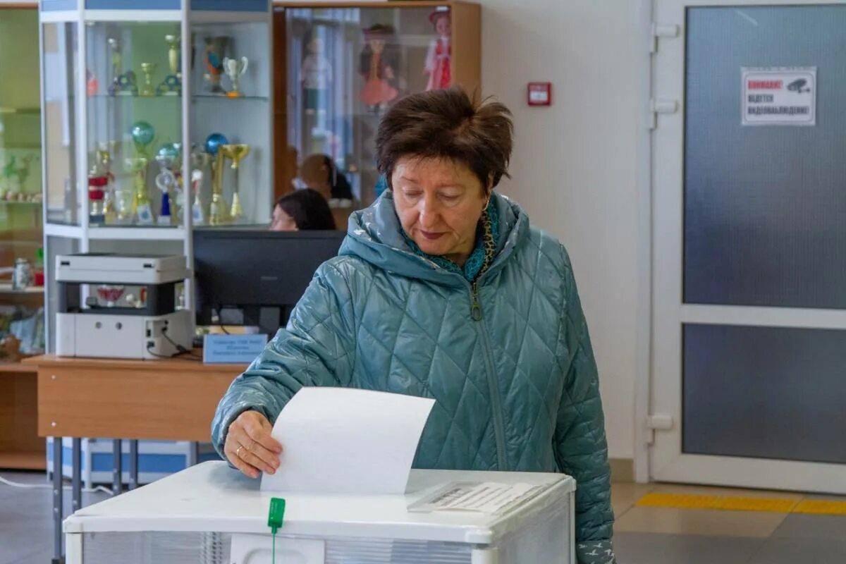 Выборы рф. Усть-катав неделя объявления. Избирателей 10. Ильича 52 екатеринбург. Выборы хабаровский край.