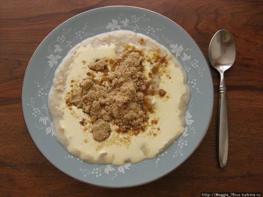 Английский завтрак каша. Английская кухня каши. Овсянка в Великобритании. Овсянка на завтрак в Британии. Каша в Англии.