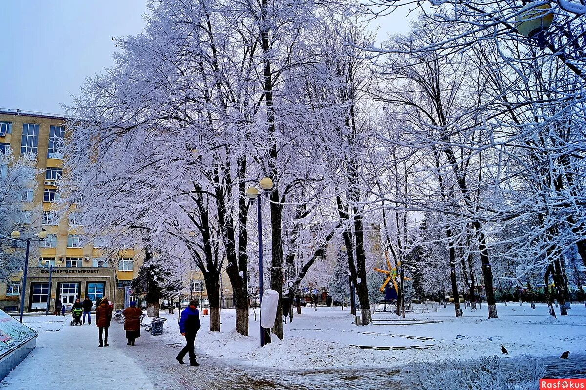 лесото снегопад. ребекка фергюсон despite. позы для фотосессии зимой. 24 снега. снежное царство" в харбине.