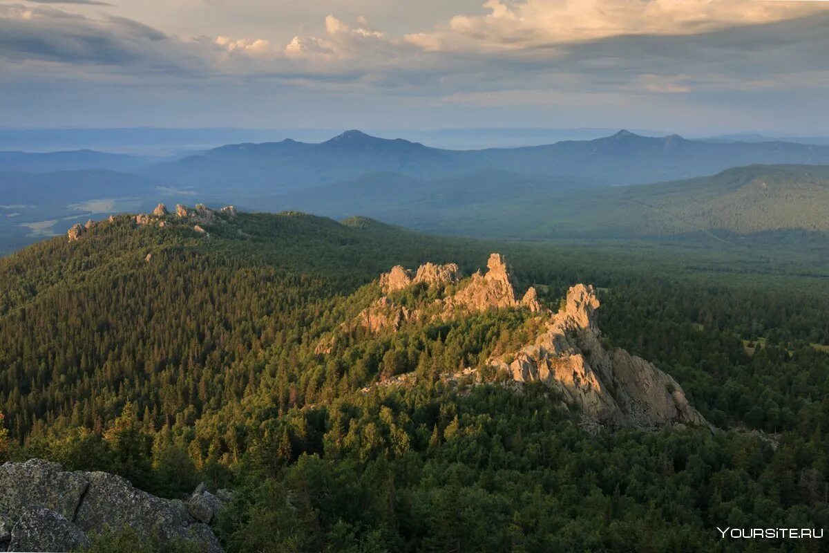 Ялангас гора Башкирия. Гора Ялангас Белорецк. Гора малиновая, Белорецкий район. Хребет Ялангас Башкирия.