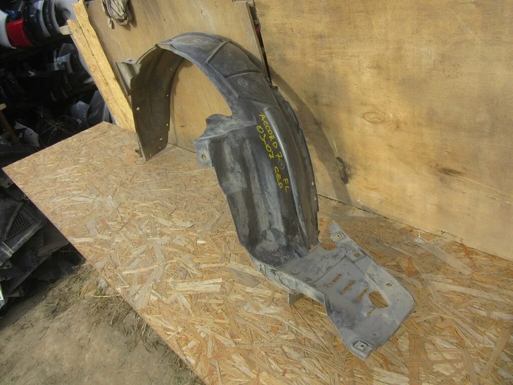 Подкрылок левый передний хонда аккорд 7. Подкрылок передний правый хонда аккорд 8 2011 2л. Sthd28016la1. Подкрылок honda accord 7. Подкрылок передний honda accord.