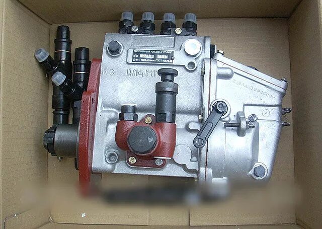 Топливный насос т 40. Аппаратура т-40 насос топливный. Насос топливный 4утни-1111005-20 (д-243). Аппаратура на на трактор шасси. Насос топливный 4утни-1111005-20 (д-243).