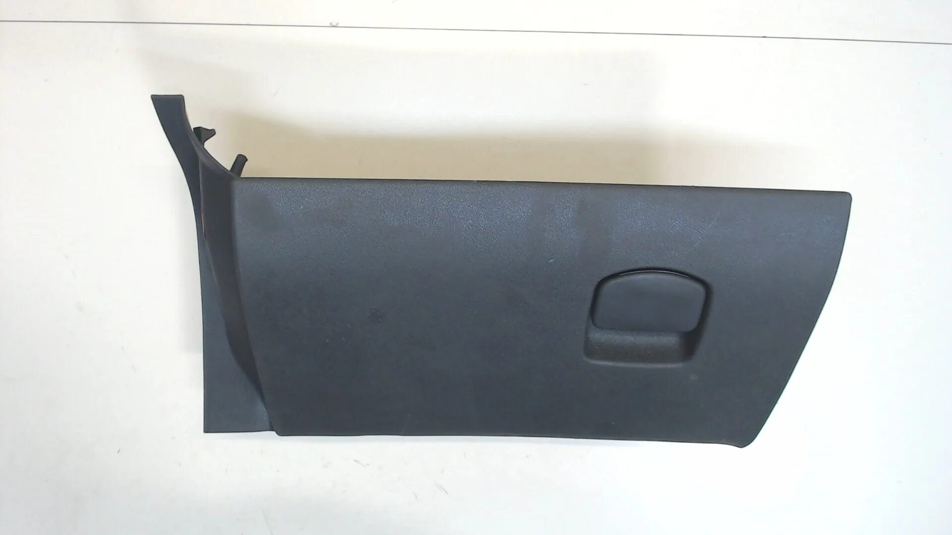 Бардачок опель корса. Opel corsa d нижняя крышка бардачка. Кожух бардачка к58. Бардачок опель корса. Бардачок опель корса.