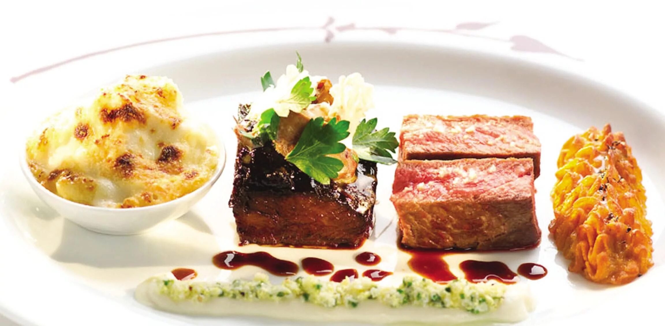 Haute cuisine homecook. Мамалыга с жареной рыбой. Haute cuisine food. Высокая французская кухня. Haute cuisine homecook.
