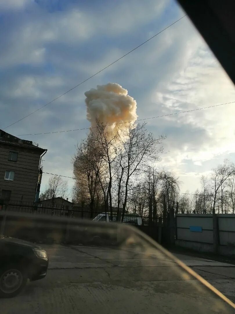 Ужасный взрыв. Облака Череповец. Тучи в Череповце.