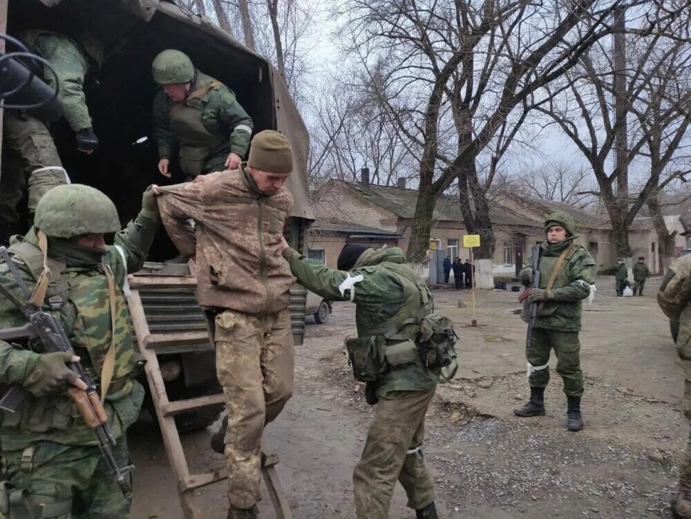 Российские солдаты на Украине. Российские солдаты на украим. Украинские войска. Правда что украина сдалась в войне
