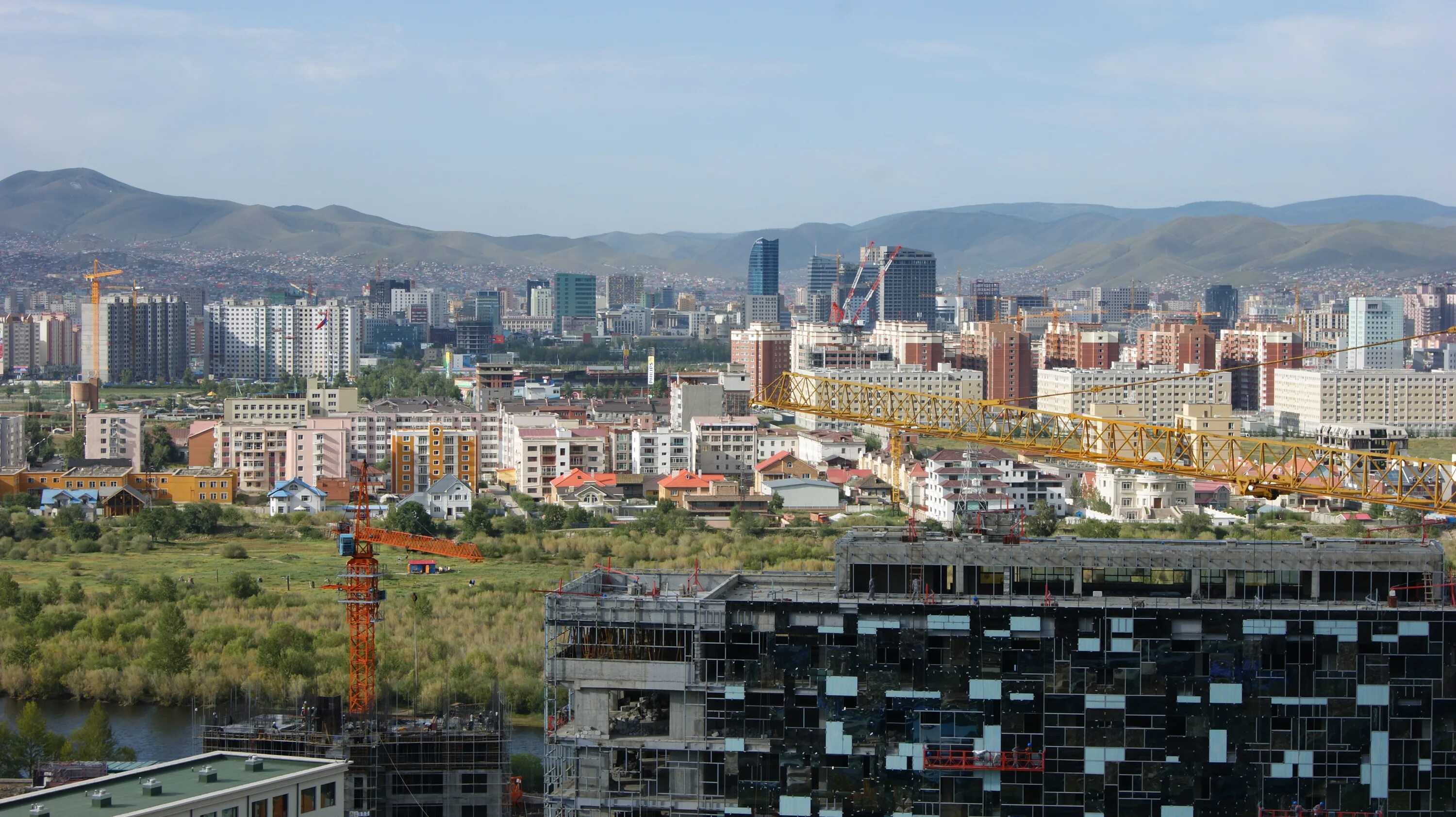 Улан батор минск токио тбилиси. Улан Батор столица. Монголия Улан Батор. Улан Батор климат. Улан Батор Сити Фальконс.