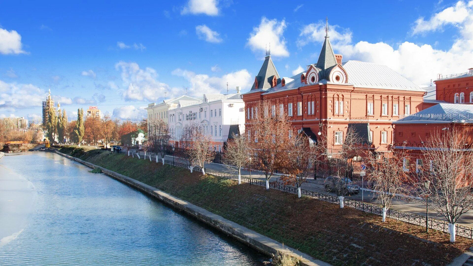 Сколько лет орлу. Орел город. город орел летом. пейзажи города орла. самые красивые места в орле.