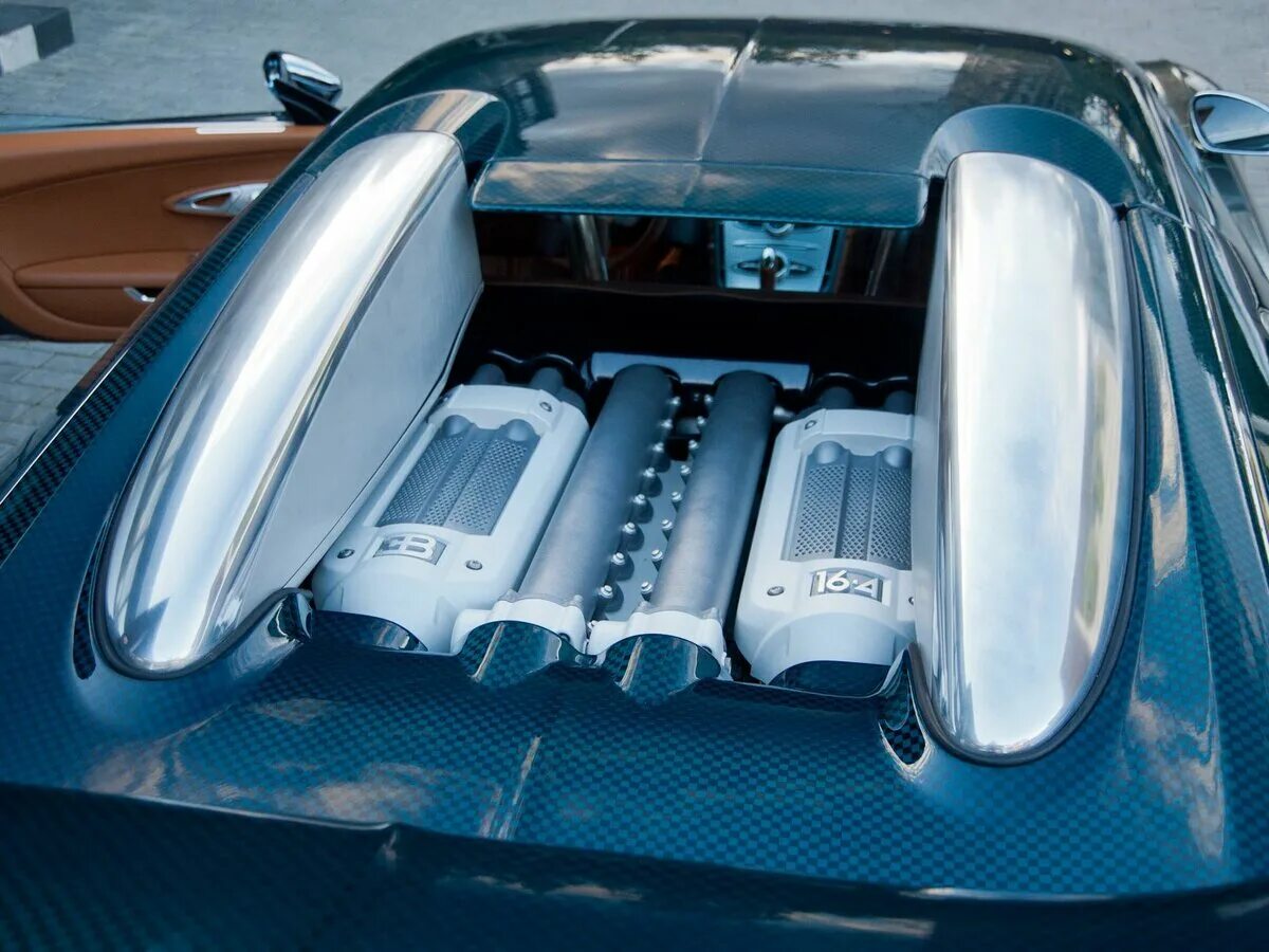 Bugatti 1500. Bugatti Veyron купе. Бугатти DSG. Расход топлива Бугатти Вейрон. Bugatti 1 Generation.