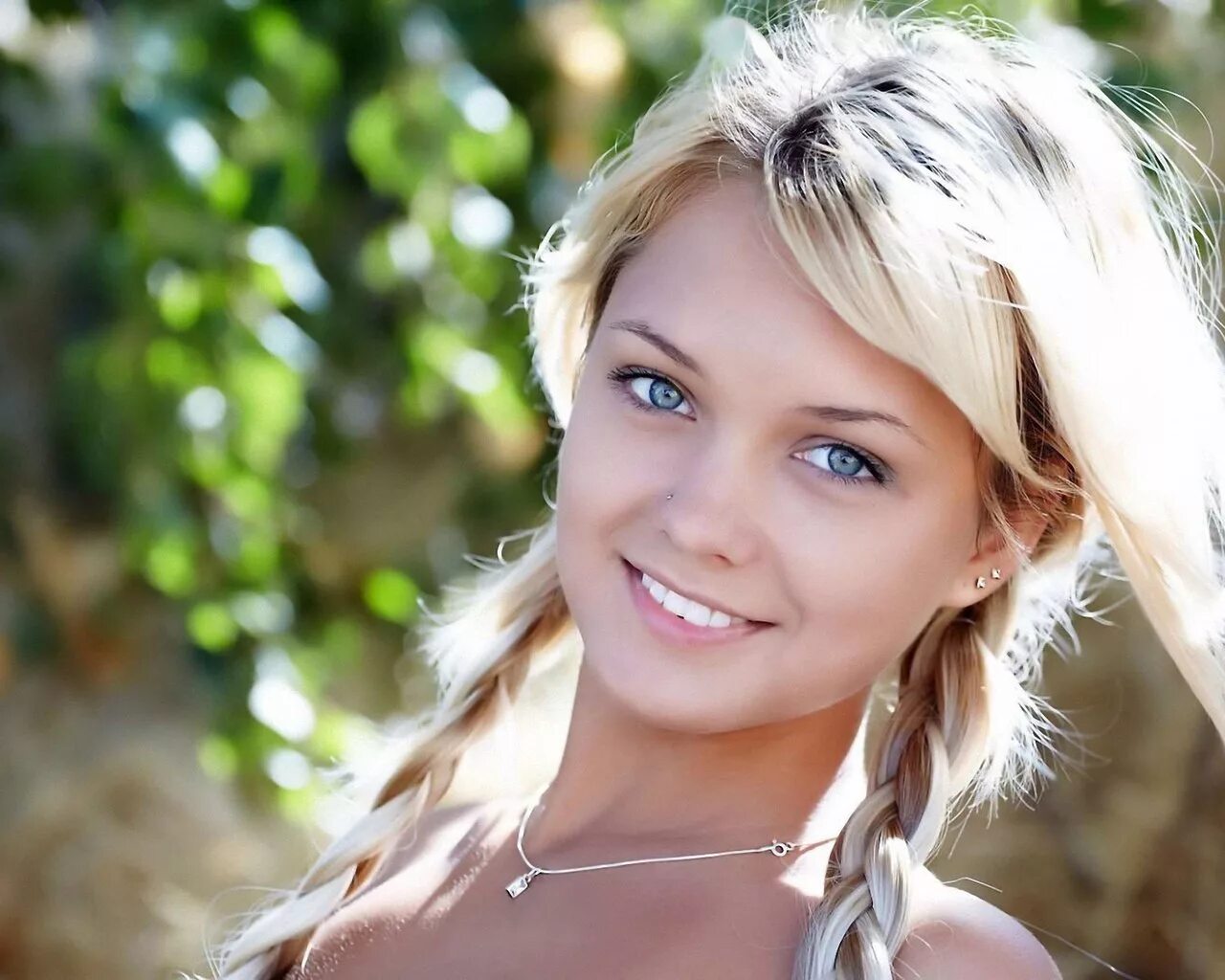 показать хороших девчонок