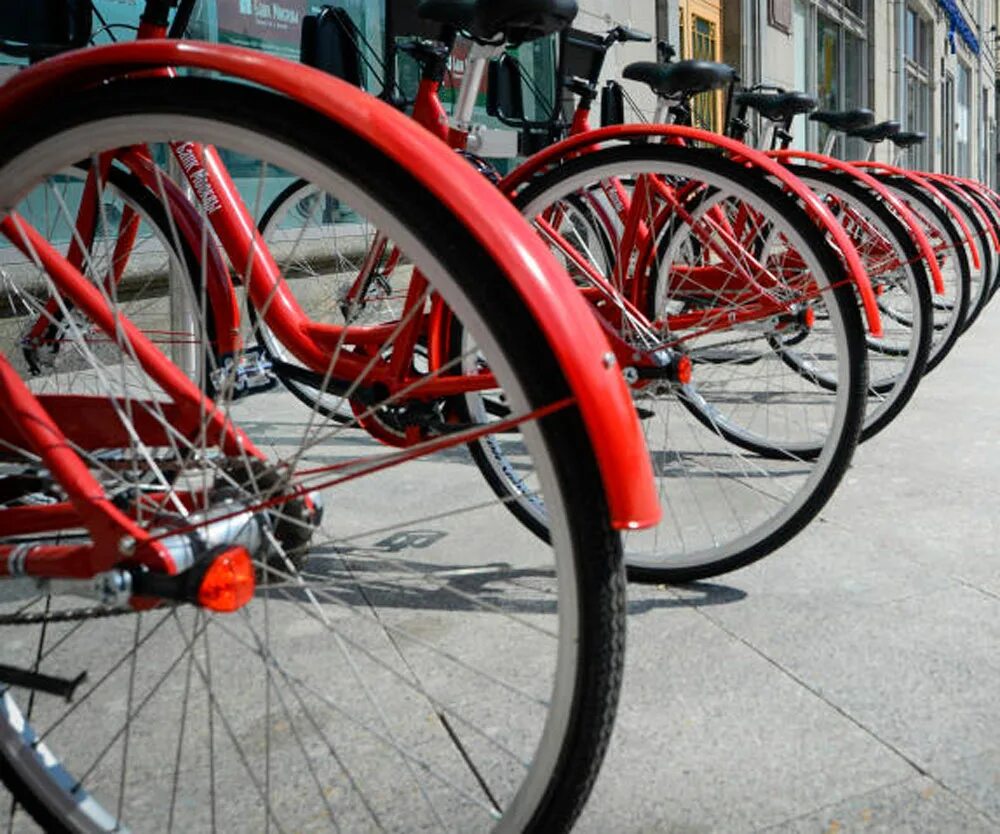 Bike москва. Велопрокат ВЕЛОБАЙК. Московский велопрокат ВЕЛОБАЙК. Парк Горького велопрокат. Парк Горького велосипеды.