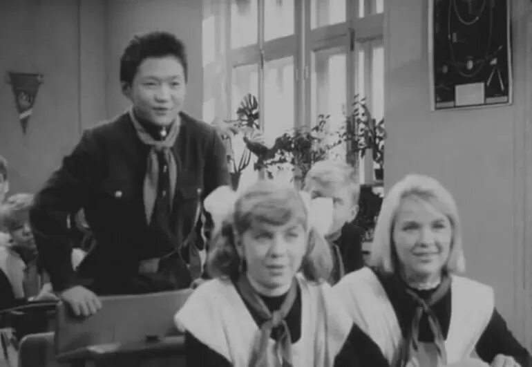 Дикая собака динго каким был филька. Дикая собака динго (1962). Таня сабанеева. Дикая собака динго каким был филька. Дикая собака динго таня и коля.