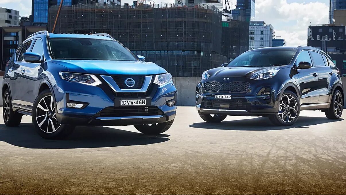 X trail сравнение. Nissan x-Trail 2019. Nissan Qashqai 2019. Nissan Qashqai 2018. Nissan Qashqai 2020.