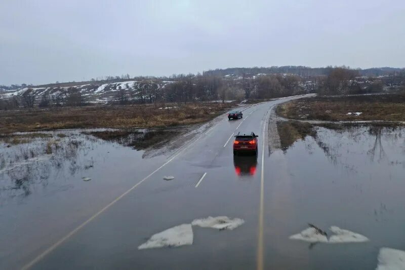 Уровень воды в белоомуте на сегодня оке. Разлив в Белоомуте 2023. Разлив Оки Белоомут. Разлив Оки 2023. Разлив Оки 2023 Заокское.