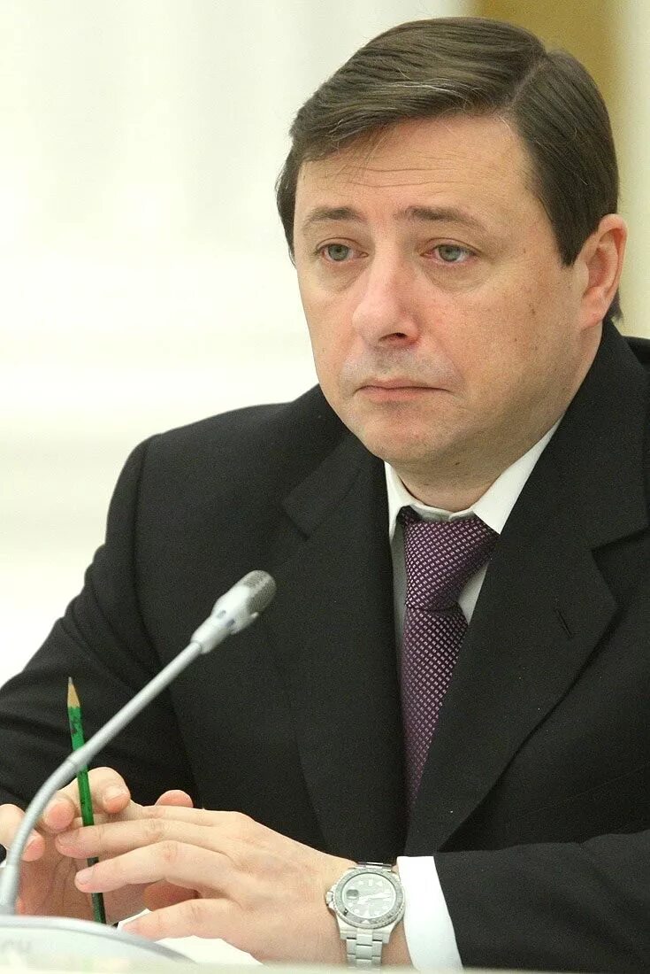 Хлопонин где сейчас работает. Хлопонин где сейчас работает. Александр геннадиевич хлопонин жена. Александр геннадиевич хлопонин. Хлопонин 2021.