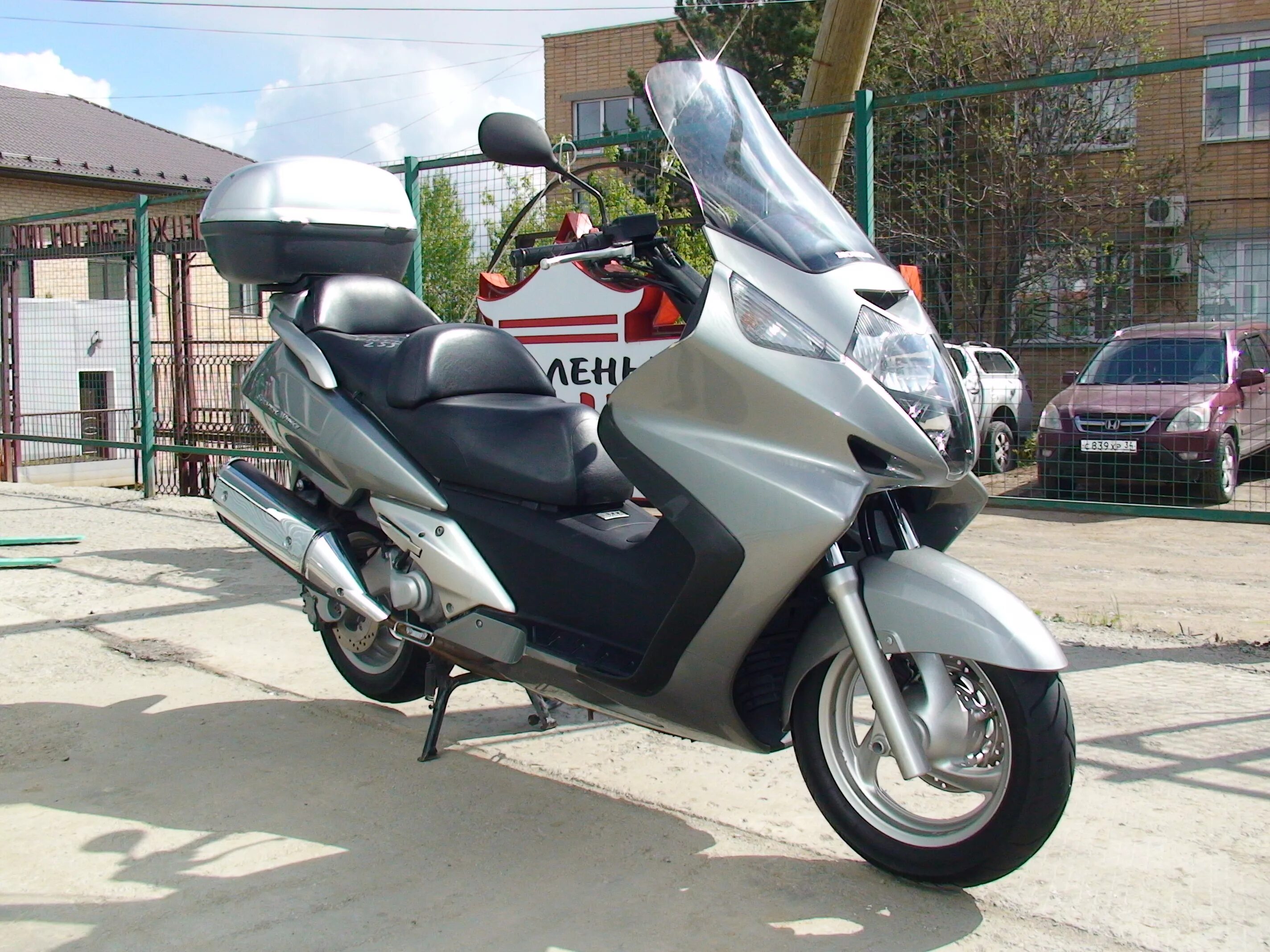Сильвер 400. Honda silver wing 400. honda silver wing. honda fjs400 silver wing. honda silver wing 400 2000.