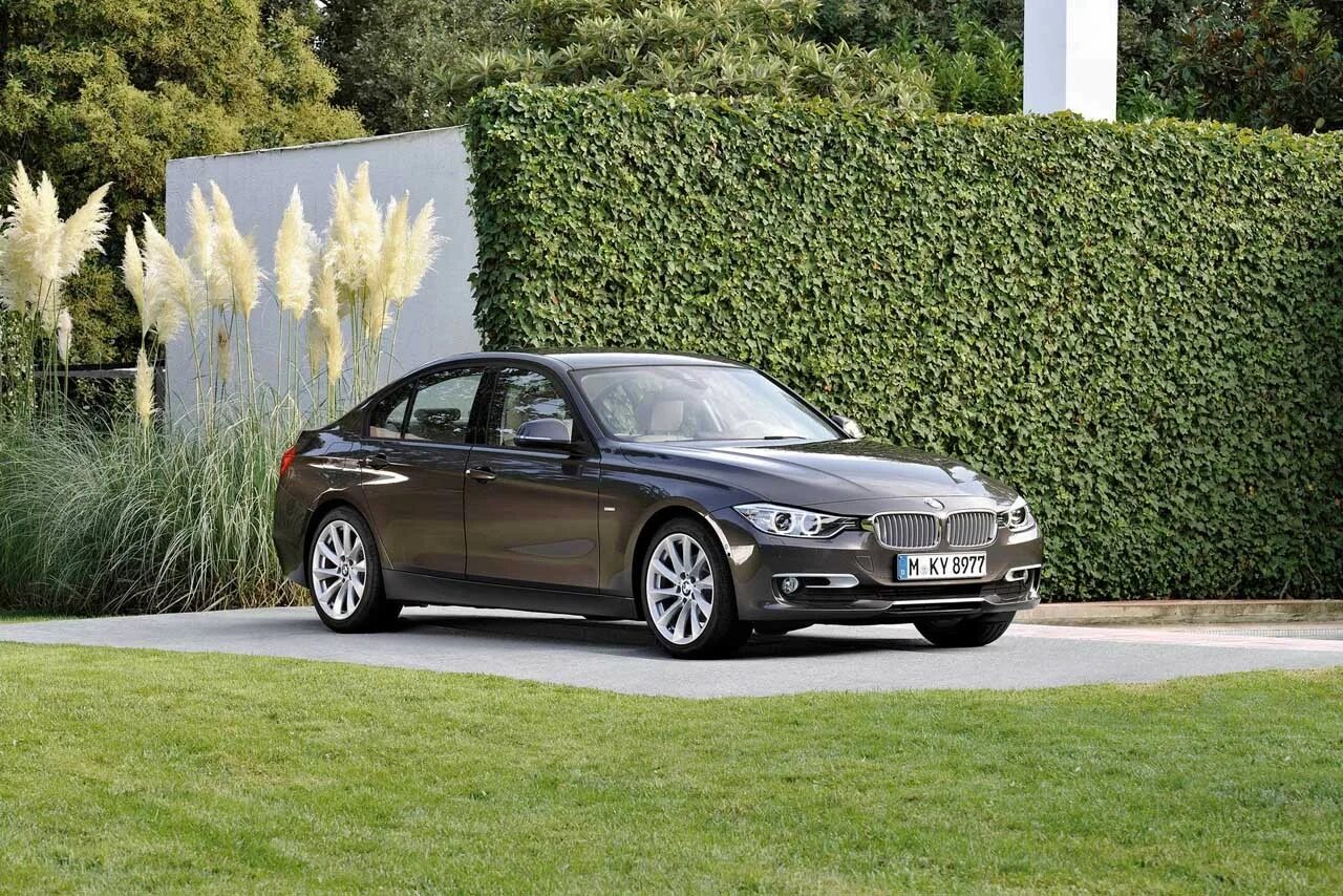 BMW 3 f30. BMW 3 Series f30 седан. BMW 3 f30 Modern. BMW f30 Modern line.