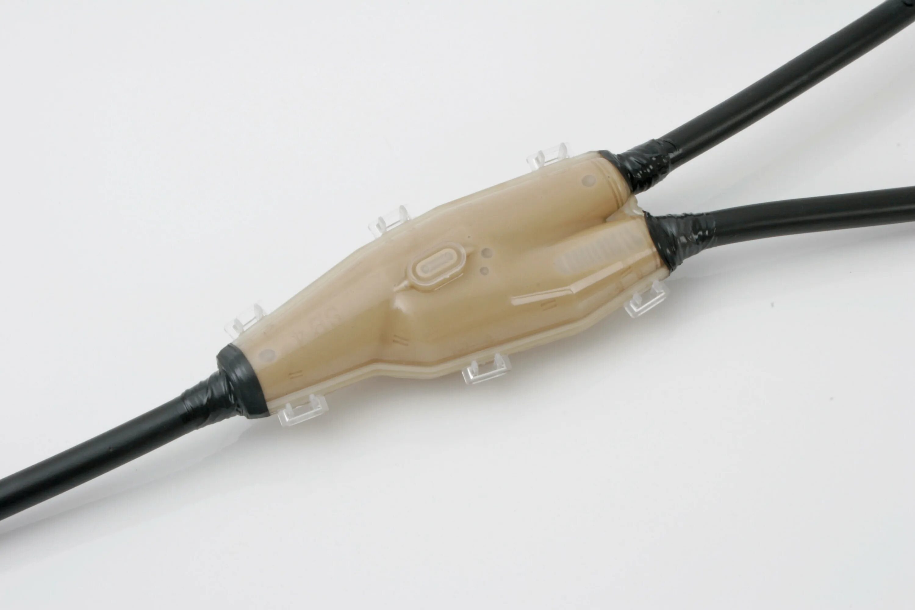 Ответвительная муфта для кабеля 4кв. Ответвительная муфта для кабеля 0.4 кв. Муфта для кабеля 0.4 кв соединительная заливная. Муфта для соединения кабеля 4х240.