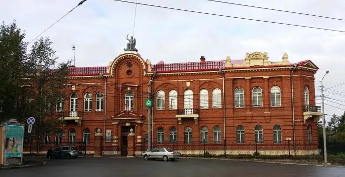 Сайт областного суда томской области. Томский суд. Томский городской суд. Макушинский дом Томск. Томский областной центр фото.