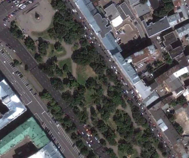 Увидеть дом в реальном времени. Увидеть дом в реальном времени. Спутниковые сними с разрешением 2 м. Снимок местности со спутника. Москва снимок ресурс-п.