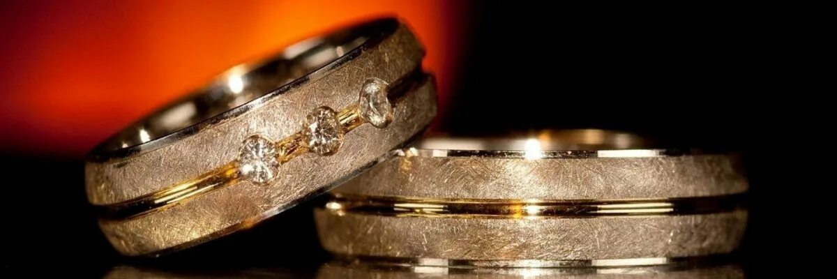 Имеет кольца. Обручальное кольцо смерть. обручальные кольца приметы и суеверия. casatorie. efectele casatoriei вуч.