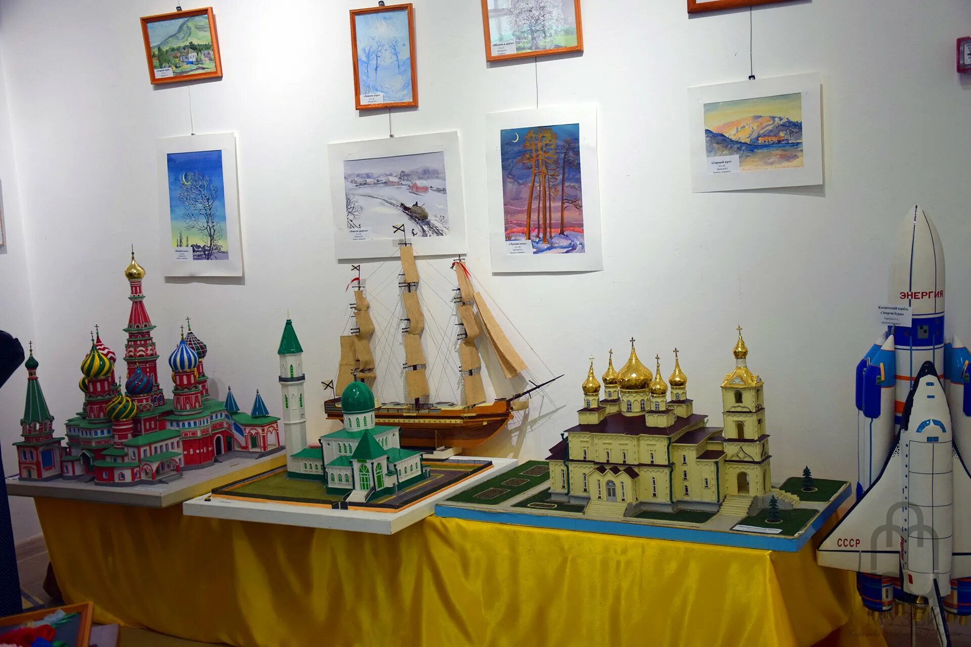 Конструирование сказочный город. Поделка на юбилей садика. Город мастеров. Название на тему город мастеров. Город мастеров челябинск конкурс.