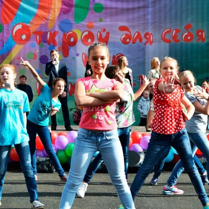 Арт этюд художественная школа. Школа этюд реутов. Гимназия арт этюд уралмаш. Электронный дневник гимназия арт этюд. Арт этюд художка.