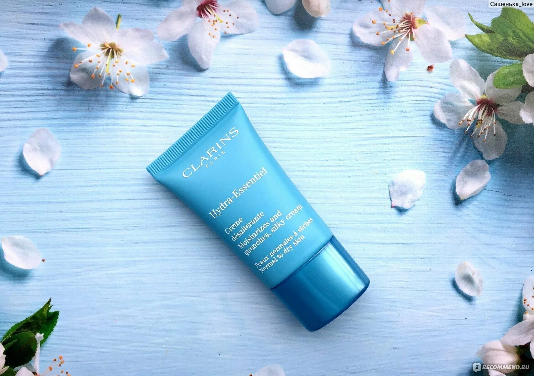 Clarins pore scrub. кларинс гидра эссеншелс крем. кларанс спф крем для лица spf. маска сос кларанс. Clarins сыворотка hydra-essentiel.