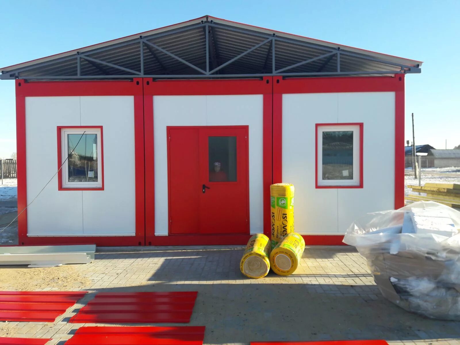 Фельдшерско-акушерский пункт села покровка красноярск. Фапы в крыму. Озерецкая врачебная амбулатория изоплит тверская область. Модульные фапы ермак. Модульный фельдшерский пункт.