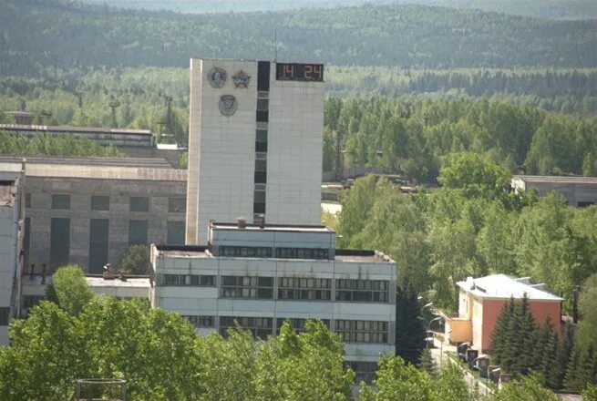 Златоуст металлургический завод эспц. Железоделательный завод златоуст. Машиностроительный завод златоуст. Метзавод златоуст. Железоделательный завод златоуст.