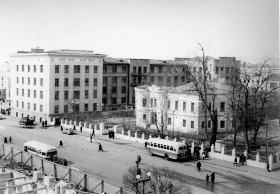 Старый брянск фото. Старый Брянск. Брянск 1950. Старый город Брянск. Особняк Могилевцевых Брянск.