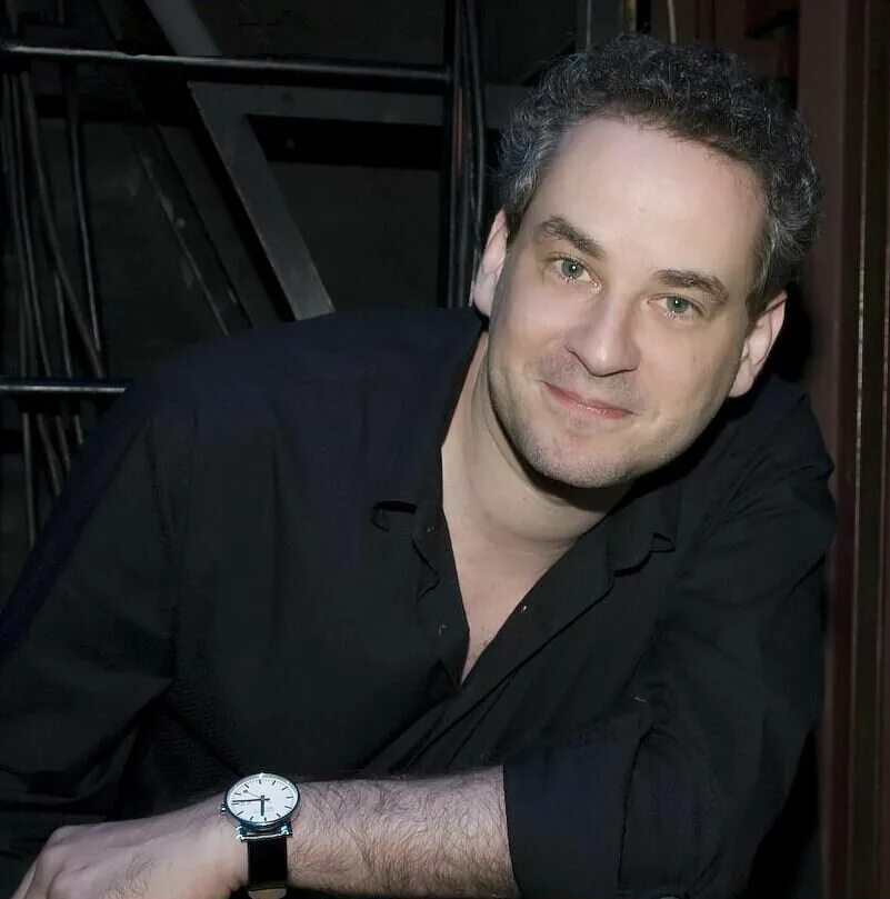 Дэн стулбах в молодости. Дэн стулбах. Дэн бизегенар. Дэн стулбах жена дети. Дэн стулбах актер.