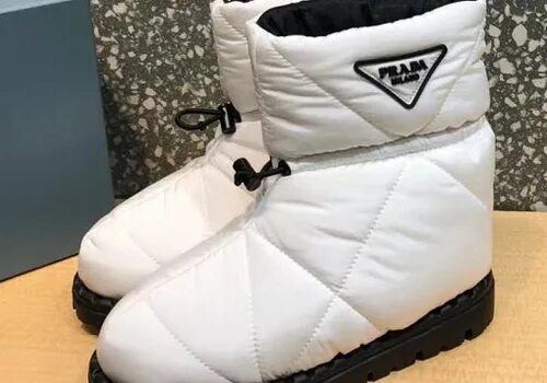 Дутыши прада оригинал. Дутики prada. Дутики женские прада белые. Дутики прада женские. Дутыши прада женские.