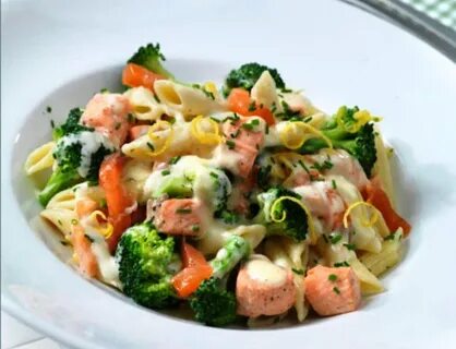 Сливочная паста с креветками и брокколи
