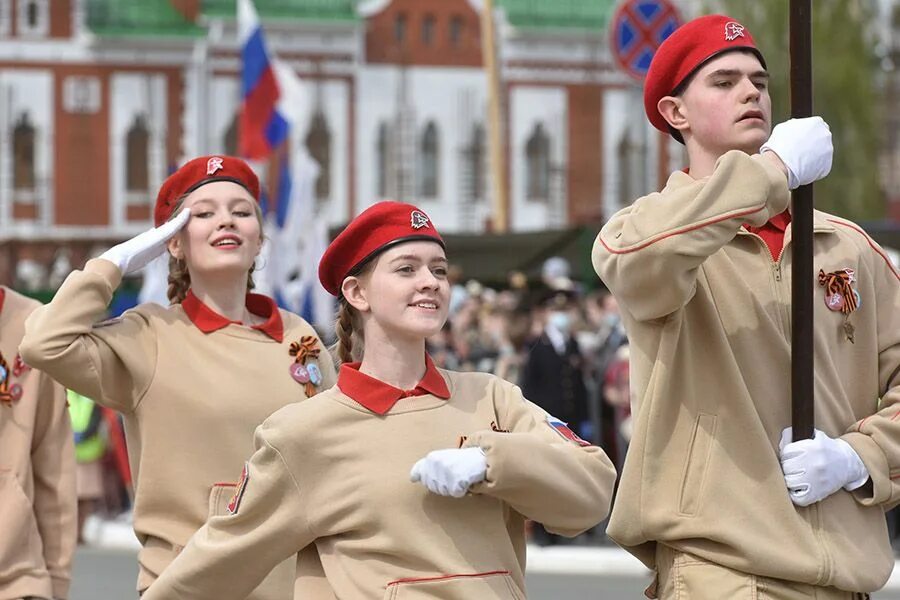Парад в йошкар оле 9 мая 2024. Парад в йошкар оле 2022. парад йошкар ола. парад йошкар ола 09.05. 2022. парад в йошкар-ола 9 мая 2009.