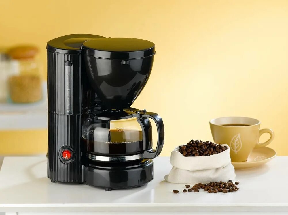 Какое кофе выбрать для кофеварки. Кофеварка coffee maker. капельная кофеварка coffeemater. ариса капельная кофеварка. капельный.