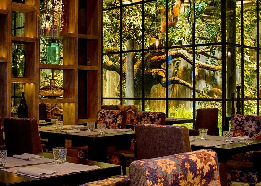 Солюкс клаб ресторан. Ресторан пушкин москва фото. Рестораны куда стоит сходить. Зойка кафе москва. White rabbit смоленская площадь, 3, москва, россия.