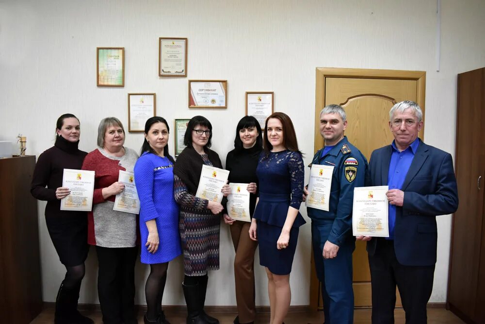 Администрация воронежской телефоны. Управа Ленинского района Воронеж. Администрация Ленинского района Воронеж.