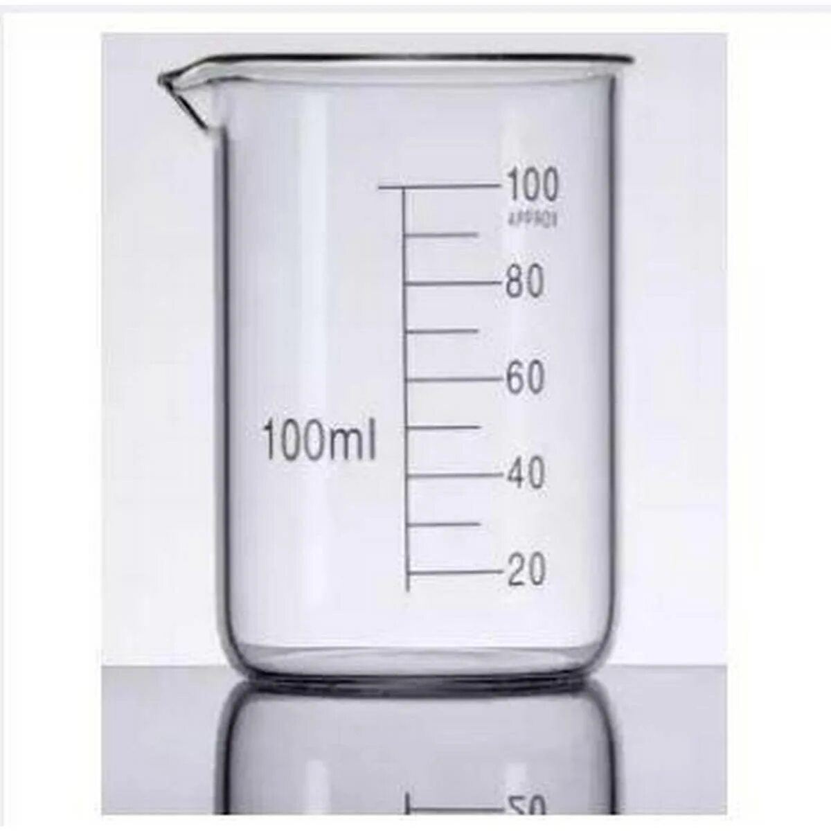 Стеклянный мерный стакан 2000 мл. 100 Мл литров. Мерный стаканчик 100 мл. Мерный стакан для мочи.