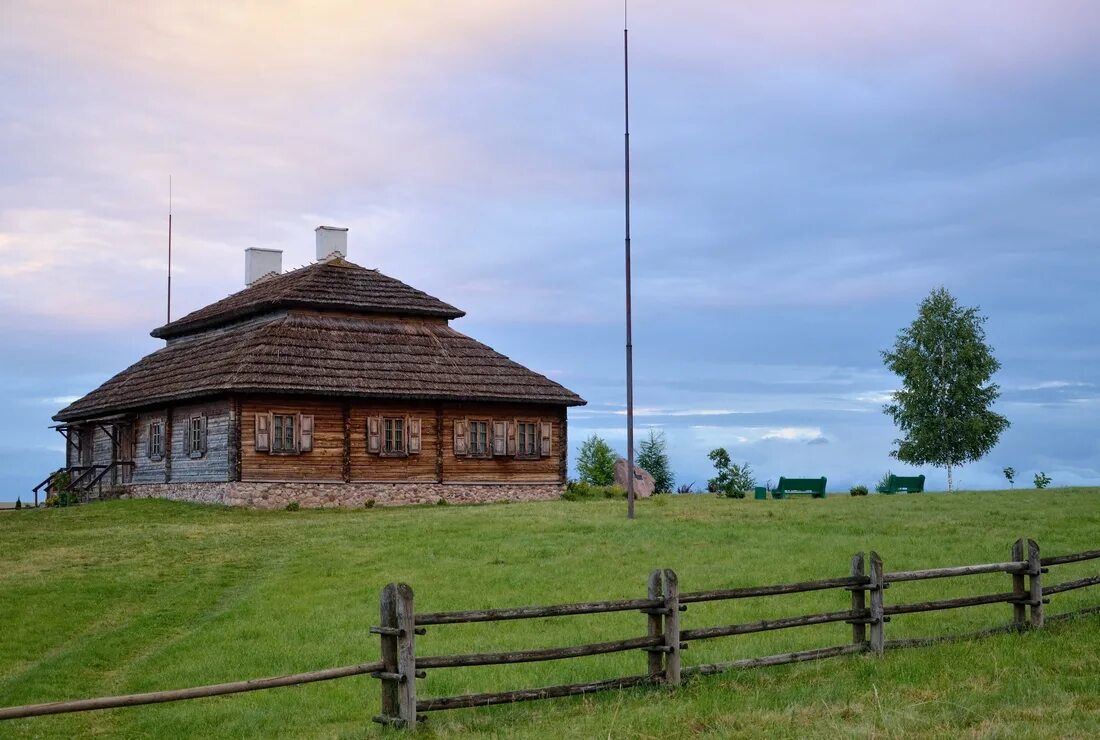 Белоруссии гродненская область деревни. Белорусы на снимках исаака сербова. Национальная деревня белоруссы. Деревня белорус. Деревня белорус.