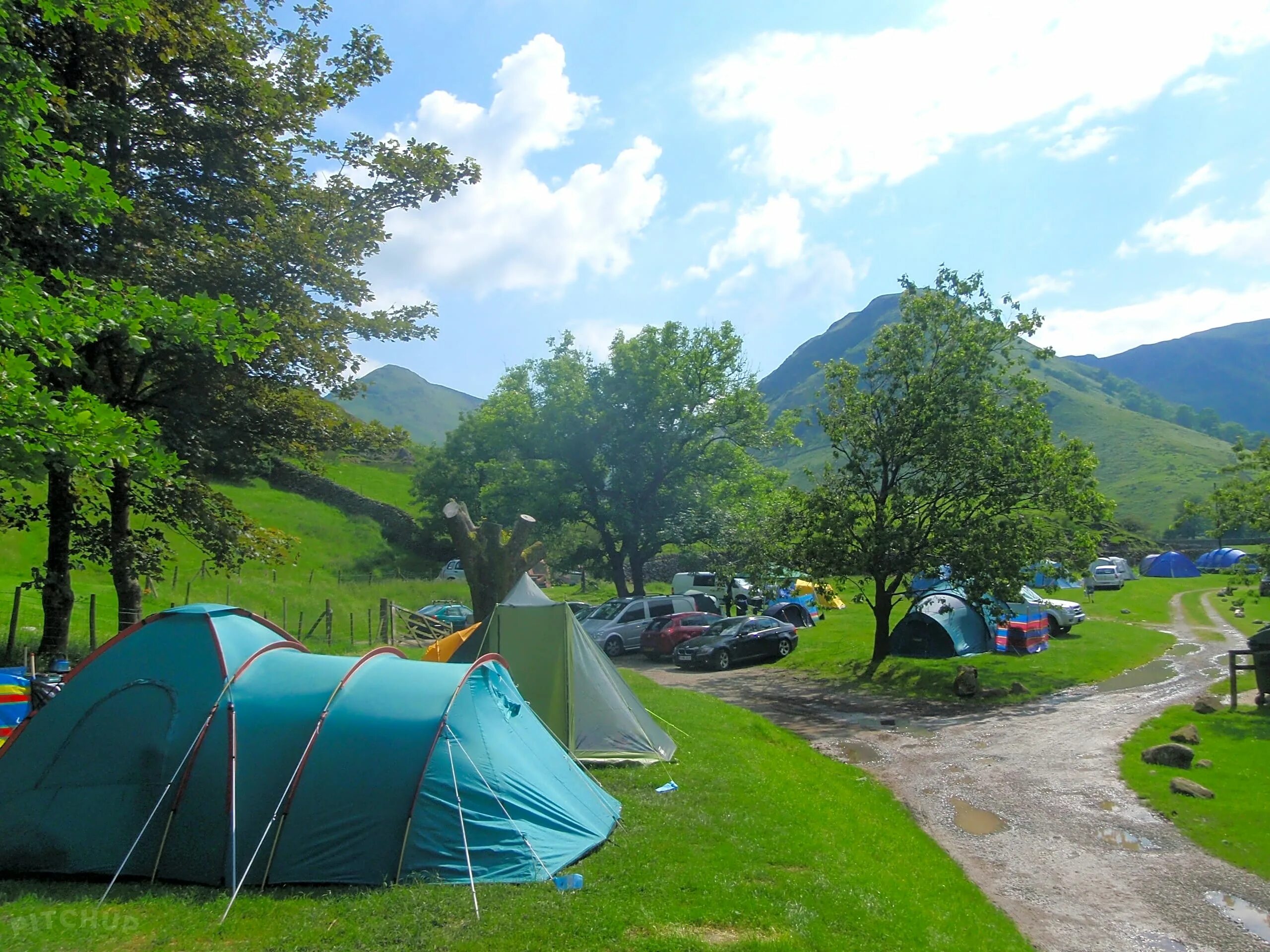 Camping park. Бархат парк Красноярск палаточный городок. Ласпи Гераклея палаточный городок. Кемпинг Мезмай палаточный.