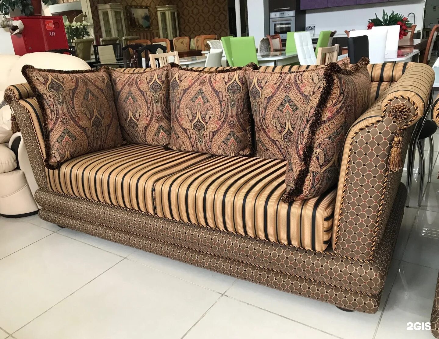 салон метро мебель. поспелиха. мебельные магазины в армении. мебельный салон ангажемент. благовещенск заводская 48 мягкая мебель.