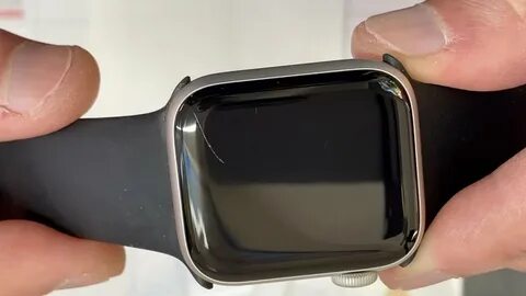Царапина экран apple watch