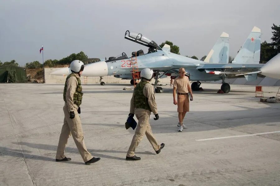 Российская авиабаза в сирии хмеймим. Авиабаза хмеймим в сирии. Авиабаза хмеймим в сирии. Хмеймим сирия 2024. Миг-29 ввс сирии.