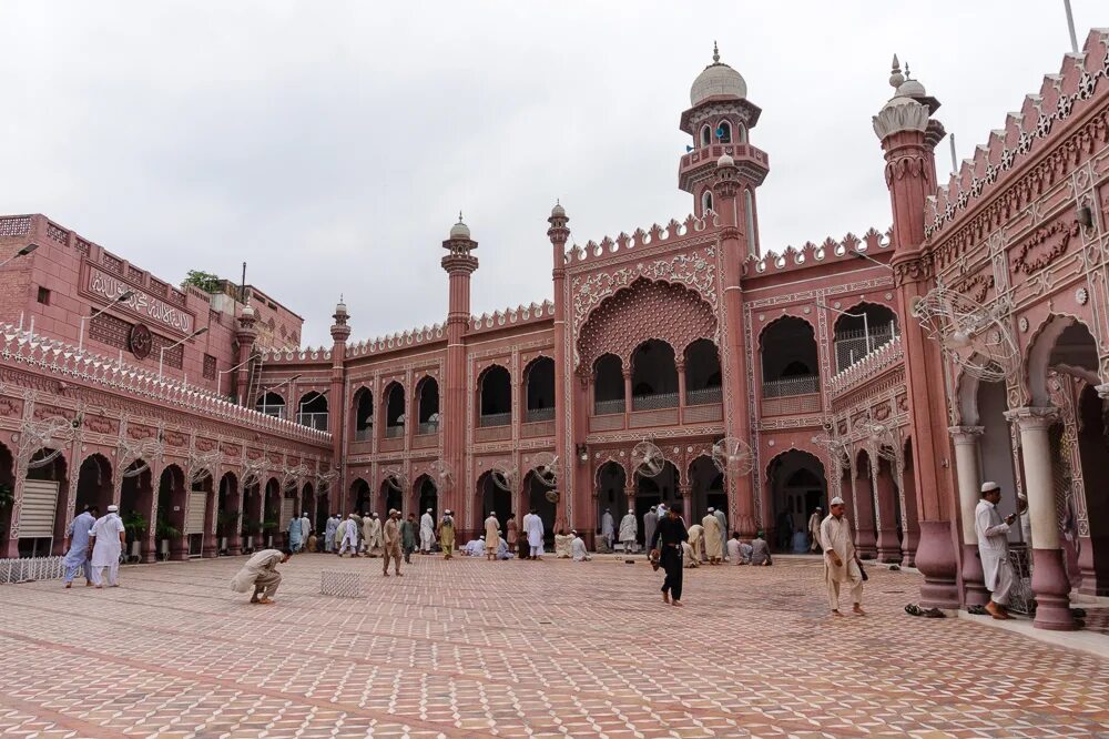 Карачи 203 ab. Карачи столица государства. Карачи столица государства. Карачи город пакистана. Порт карачи пакистан.